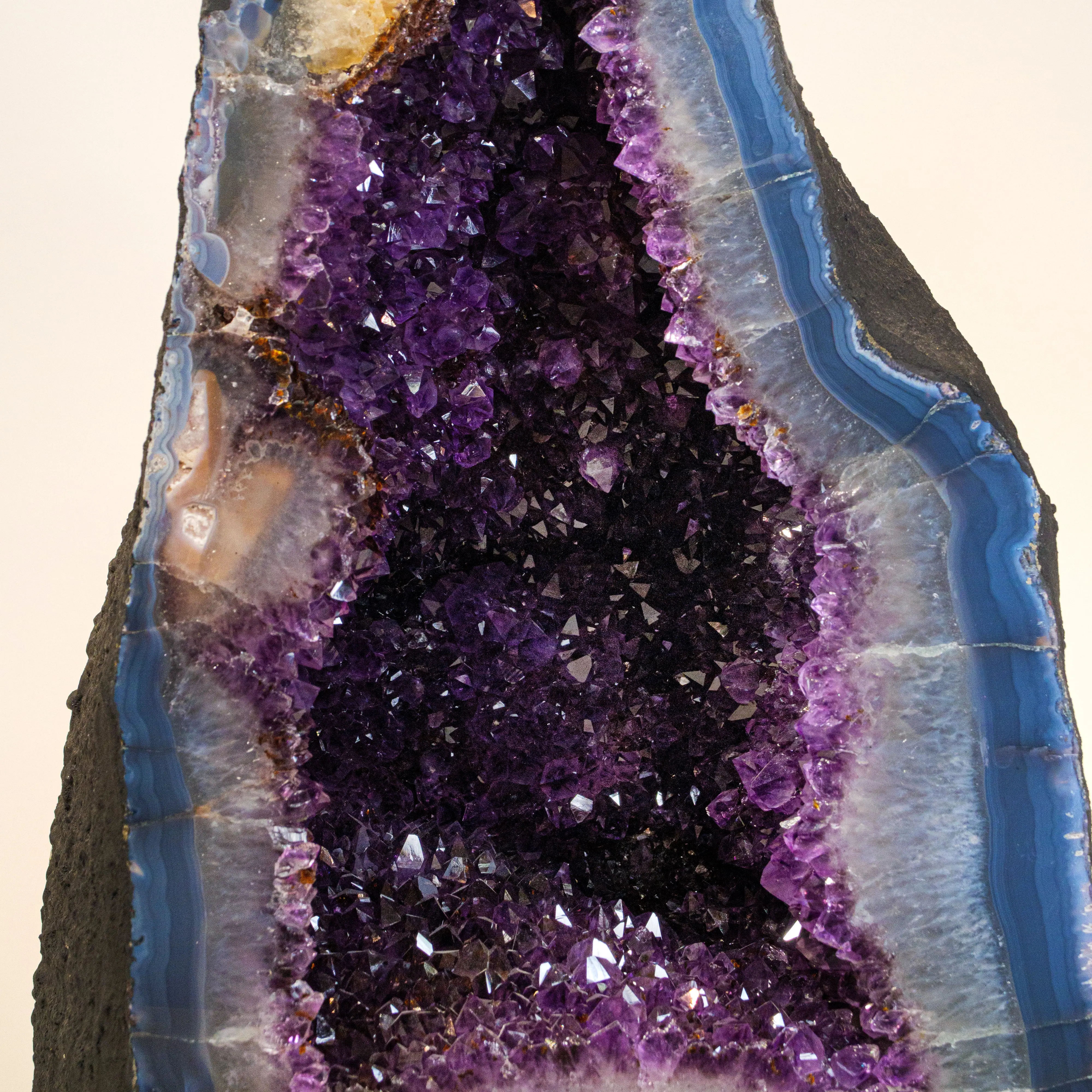 Amethyst Geode 001246 - Image 4