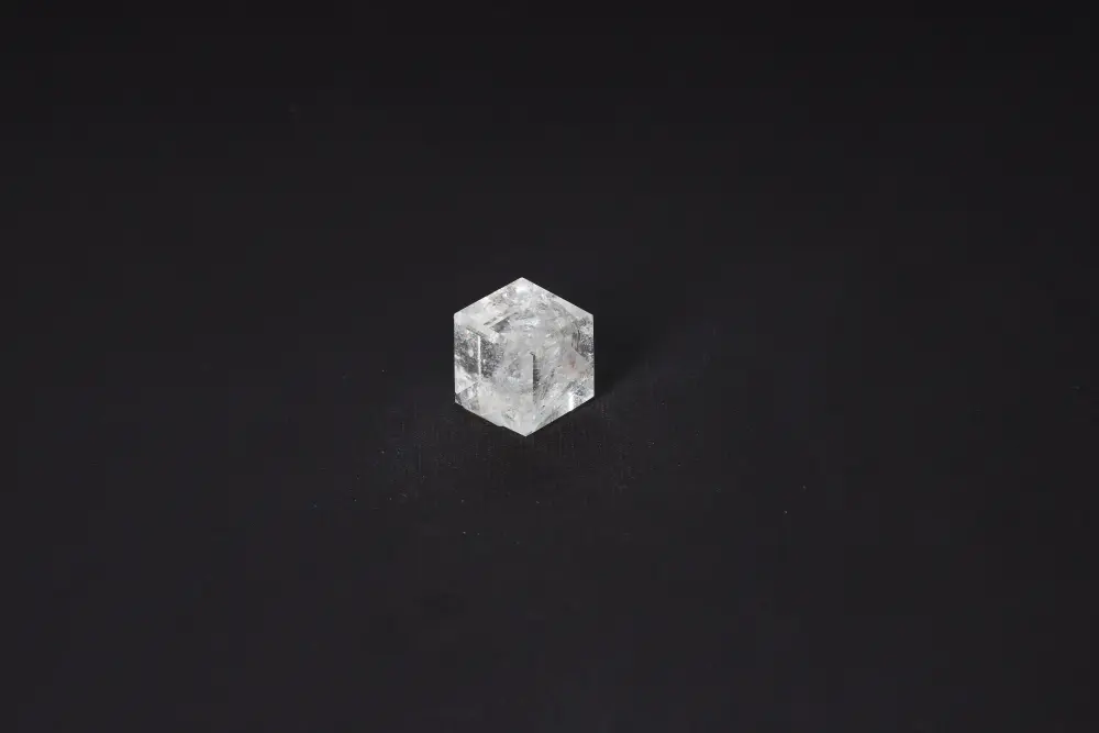 Clear Quartz Cube 2,5 cm 584913 - Image 4