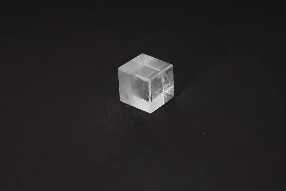 Clear Quartz Cube 4 cm 584883 - Image 7
