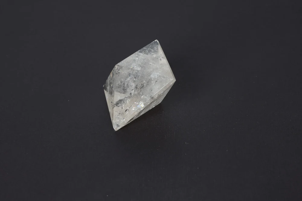 Lemurian Quartz Double Pyramid 5 cm 585170 - Image 8
