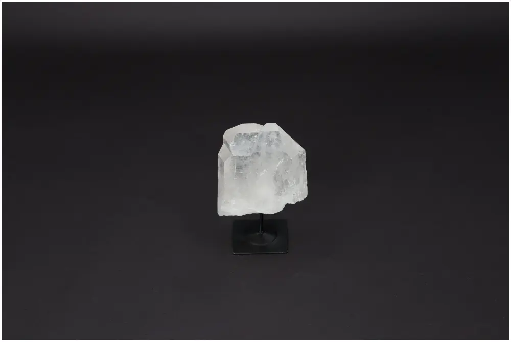 Clear Quartz on Stand S 580434