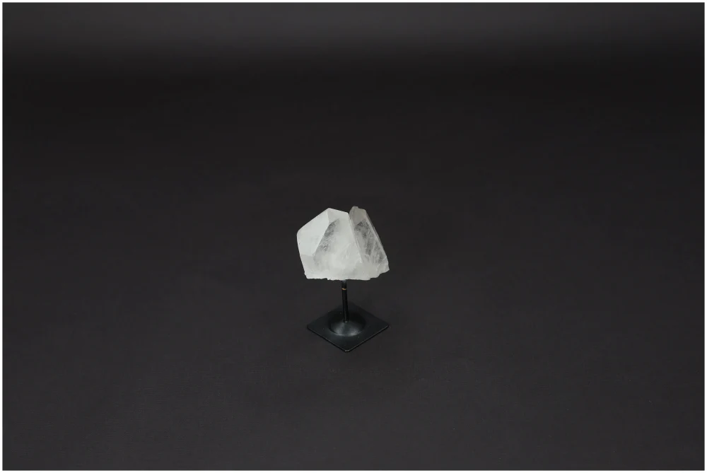 Clear Quartz on Stand S 580359 - Image 10