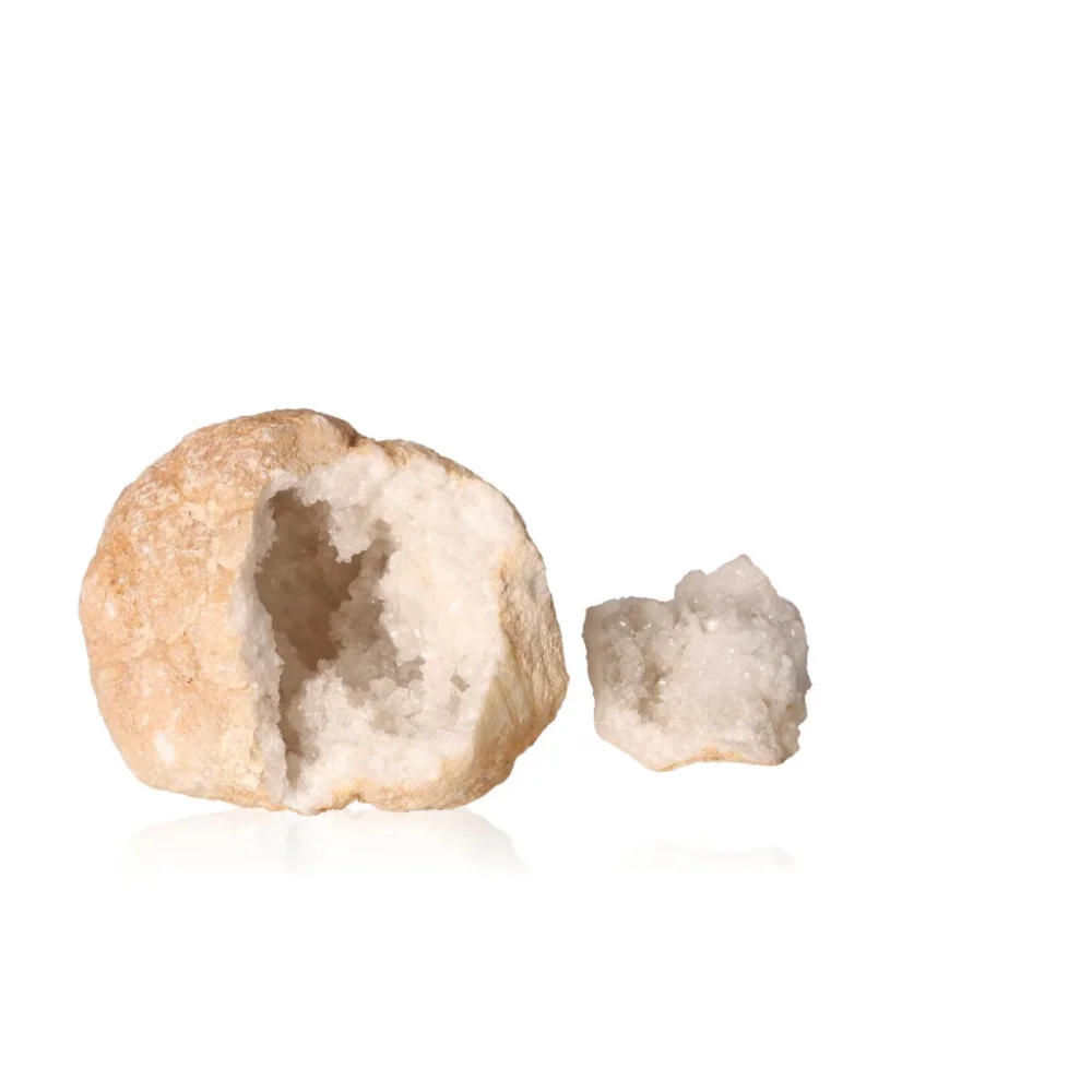Quartz Geode (700-900g) 530019 - Image 3