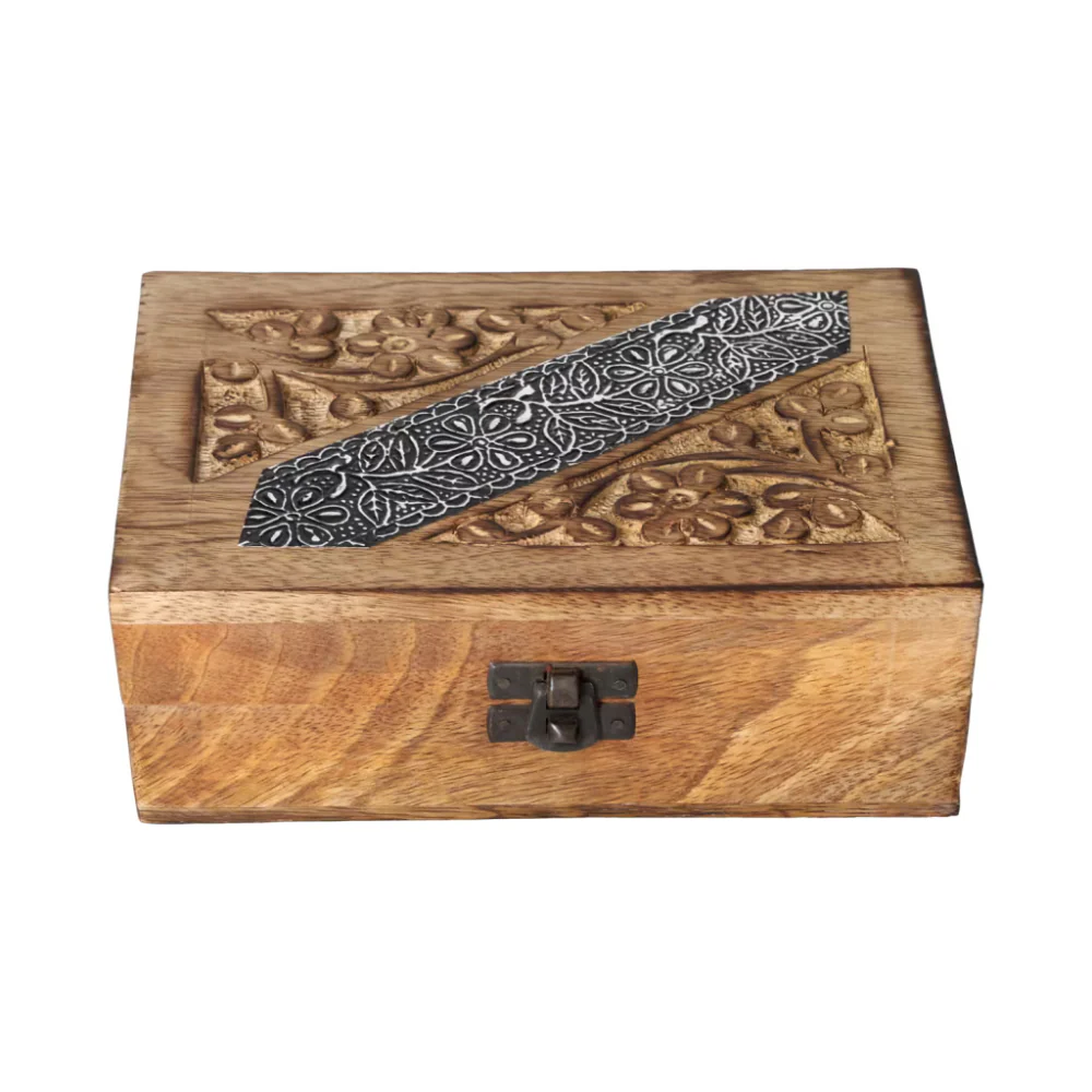 Wooden Jewelry Box – Classic Craftsmanship and Elegant Storage 589963 - Image 11